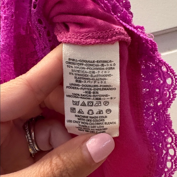 ✨Free People✨Wild Pink A-line Swing Dress V-neck Fuschia Stretch Lace Raw Hem XS - Picture 9 of 10